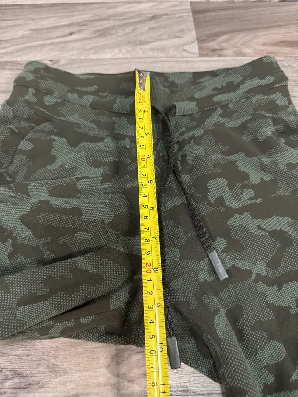 Lululemon Ready to Rulu Joggers in in Heritage 365 Camo Medium Olive Size 4